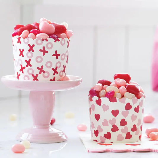 Scattered Hearts Baking Cups